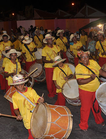 Fundação do Maracatu Nação Oxum Mirin